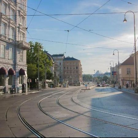 Suesses Apartment Naehe Volkstheater Bécs Kültér fotó